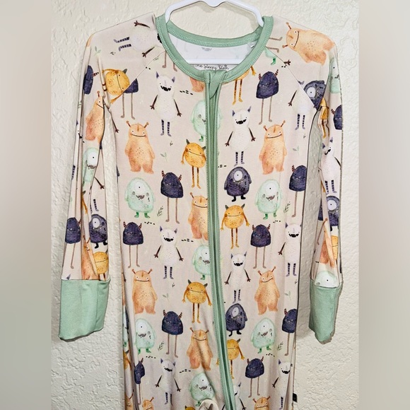 Like New Sleepy Sloth Bamboo Zippy - Picture 3 of 4